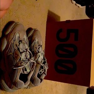 Yeezys 500 salt